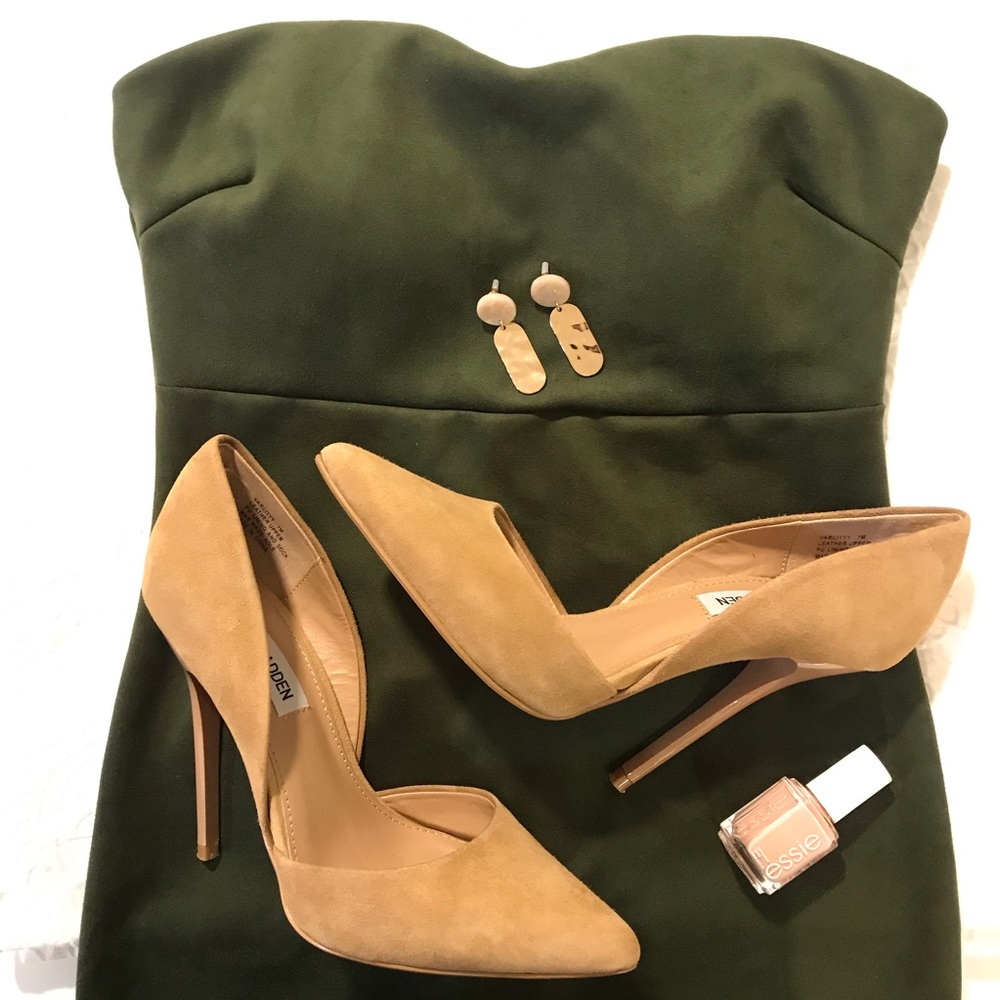 Steve Madden nude stilettos